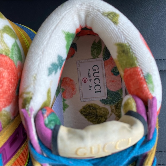 Gucci Ultrapace Mid-Top Sneakers - Picture 14 of 16